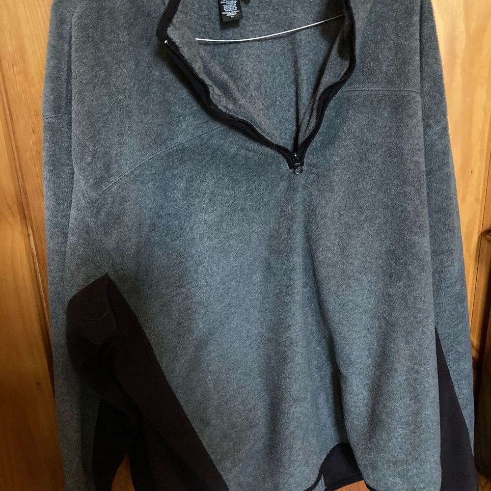 Athletech men’s Gray and Black Quarter-Zip fleece Pullover 2X
